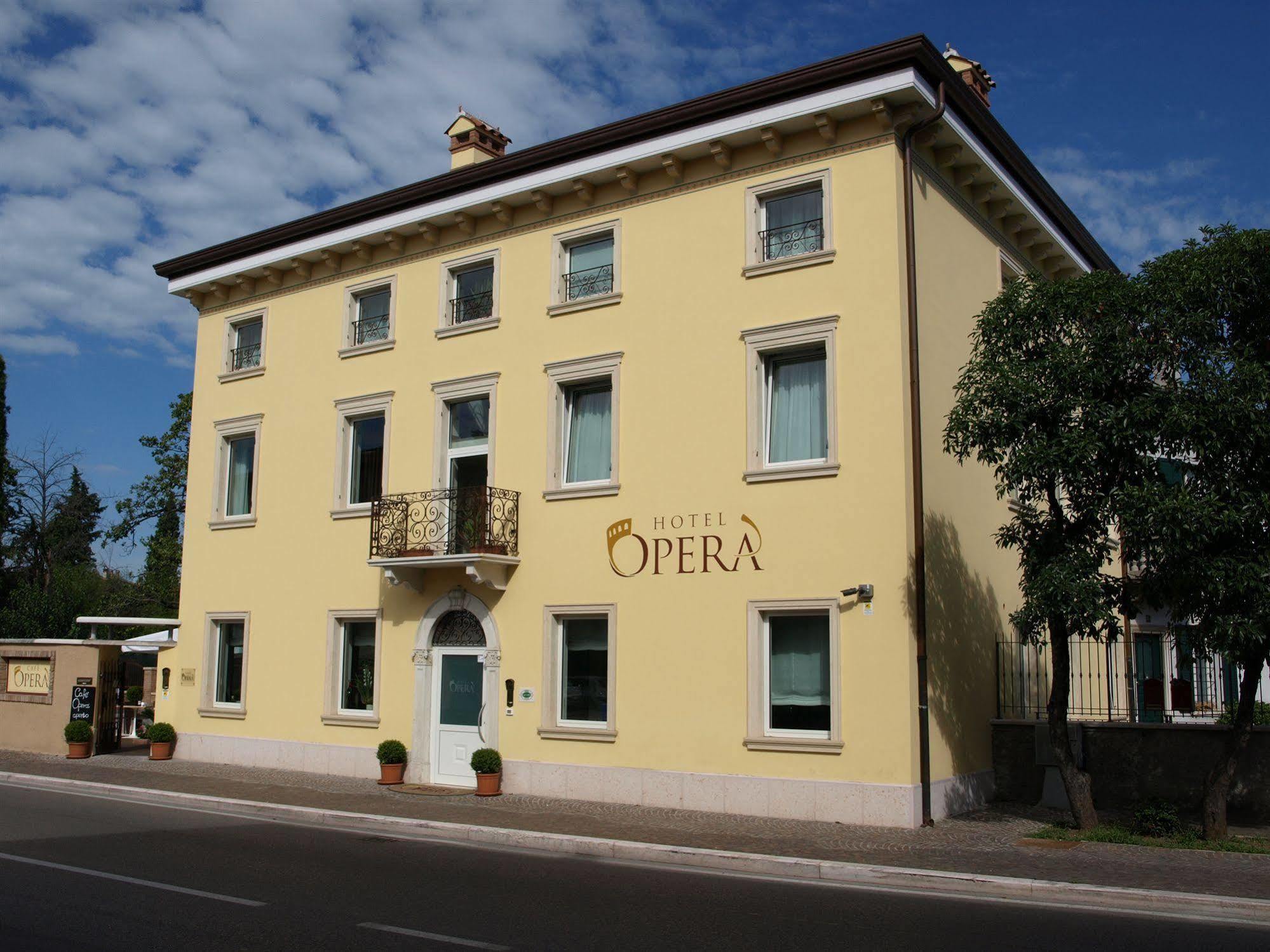 Hotel Opera Доссобуоно Экстерьер фото